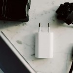 11 Tips To Buy The Best Universal Travel Adapter